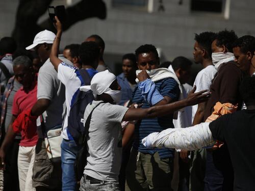 Se volete gli immigrati adottatene uno
