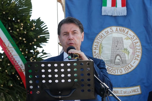 Il "partigiano" Conte ha più Schlein che Meloni nel mirino