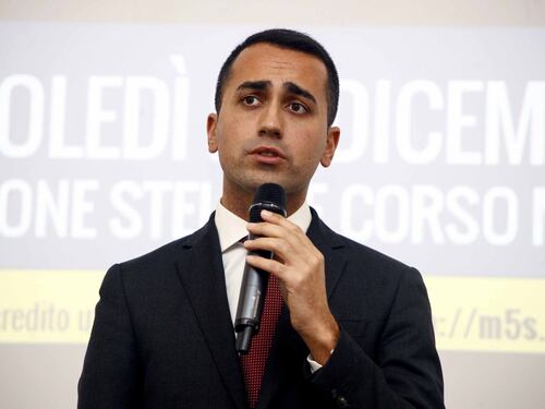 Via alle regionarie M5S