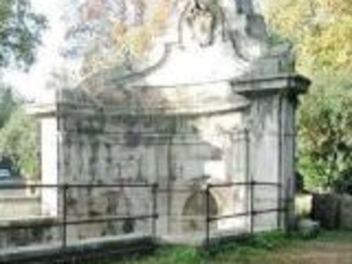 Acqua Acetosa restauro in grande stile