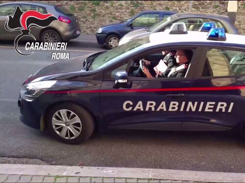 Falsi incidenti stradali e truffa alle assicurazioni, arrestati medici e avvocati a Roma