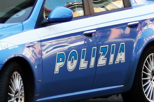 Pisa, gioielliere spara al rapinatore e lo uccide