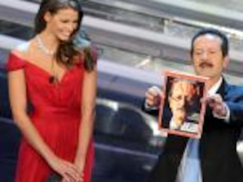 Sul palco di Sanremo i duetti di "Viva l'Italia" Ripescati Bertè-D'Alessio e Dalla-Carone