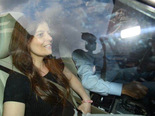 Ilaria Salis demolita dal Commissario Ater: “Pensi a chi aspetta da anni una casa popolare”