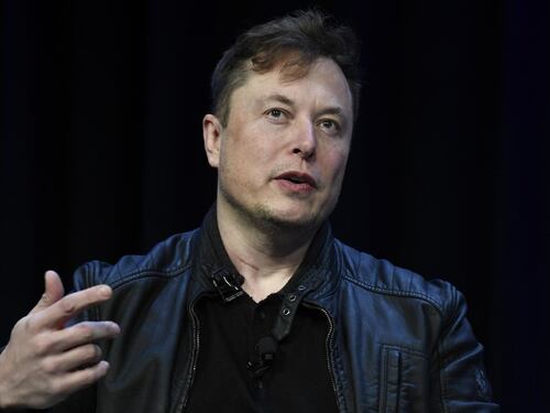 L'annuncio di Elon Musk: presto su Twitter anche le videochuiamate