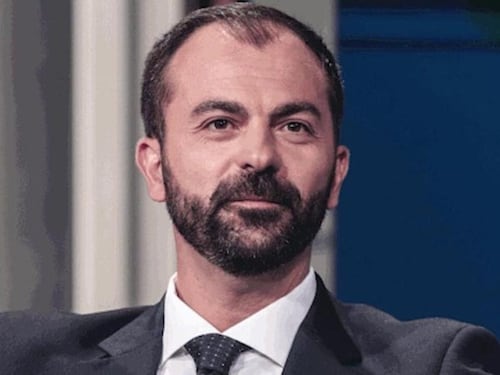 Caro ministro Fioramonti, lei non ha diritto a privacy