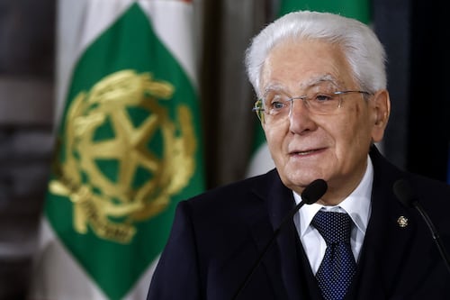 Inno nazionale, come cambia dopo il decreto di Mattarella: "sparisce" una parola