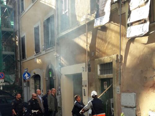 Sgombero a via del Colosseo, tensione polizia-CasaPound