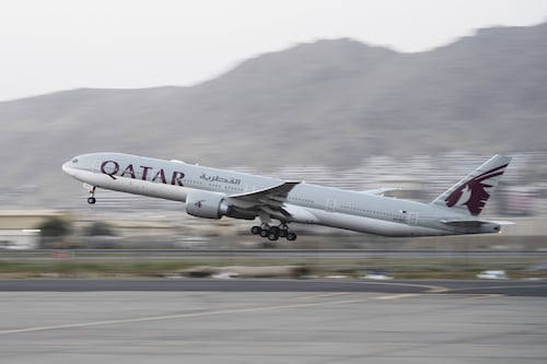 Accesso illimitato al mercato europeo per la Qatar Airways. Ecco a cosa sono servite le tangenti di Doha