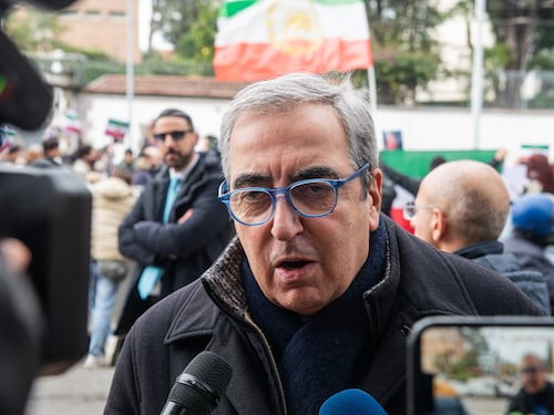 Caso Bellavia-Report, l'esposto di Gasparri: "Sequestrate i documenti"