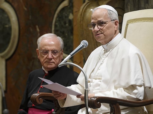 Papa Leone, dopo 12 anni il ritorno a Castel Gandolfo: fino a quando resterà in vacanza