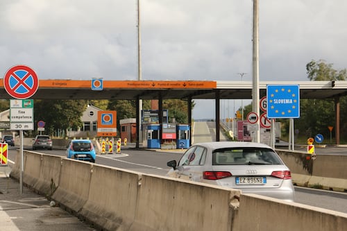 Terrorismo, rischi elevati in vista del Natale. Prosegue lo stop a Schengen al confine con la Slovenia
