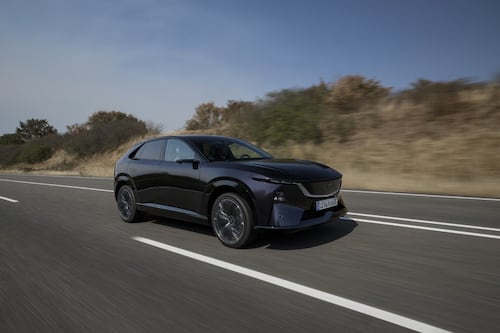 Mazda CX-6e, arte giapponese