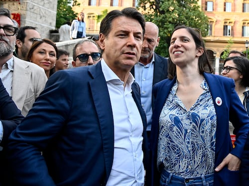 Primarie, va in scena l'eterno gioco dell'oca del Pd