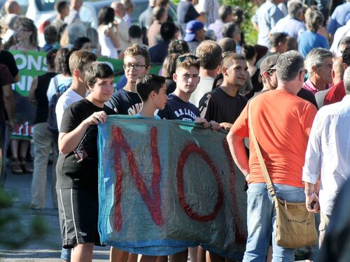 No alla discarica: bloccata via Ardeatina