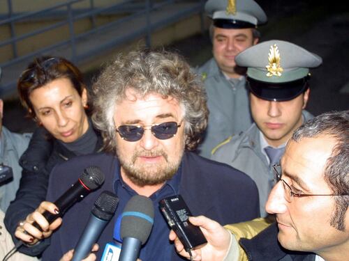 Grillo: «Con Napolitano bis la Repubblica è morta»