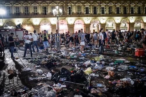 A Torino otto arresti per il panico in piazza San Carlo. Tentarono di rapinare con spray urticante