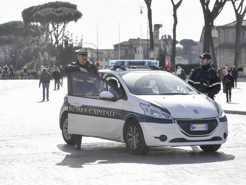 L’assalto dei droni nei cieli di Roma, denunciato turista