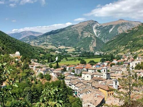 Il 4 e il 5 maggio Cantiano si trasforma nella “Piazza del gusto”