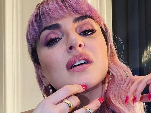 Arisa dall'inizio della carriera alla trasformazione fisica: il video incredibile sulla cantante