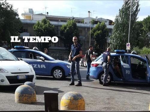 Arrestato mentre ruba vestiti all'Oviesse