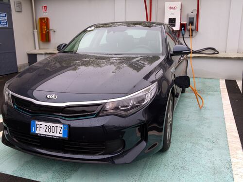 Con Kia Optima ibrida la città è a costo zero