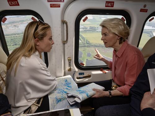 Maltempo, von der Leyen e Meloni in Emilia-Romagna: “L’Europa è con voi”
