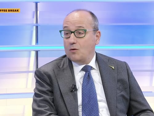 Coffee Break, Bagnai smaschera l'ipocrisia della sinistra: c'è un antifascismo di circostanza