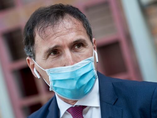 Paura della movida, in arrivo 60mila assistenti civici nei Comuni. Sorveglieranno le distanze