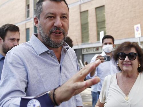 Migranti, fermare gli sbarchi è possibile: basta rispettare le leggi