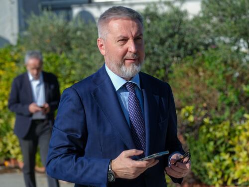 Copasir, manca ancora l’accordo sul presidente. Derby nel Pd tra Guerini e Borghi