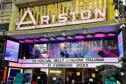 Sanremo, Feltri cancella il Festival: "Prima ancora di cominciare"