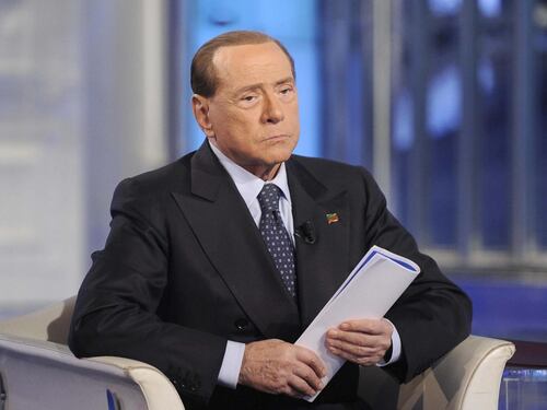 Il solito copione dei giudici di Milano: "Processate Berlusconi"