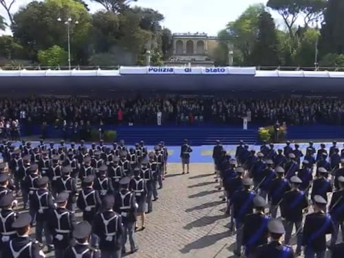 Cerimonia per il 174° anniversario della Polizia: la diretta video da piazza del Popolo