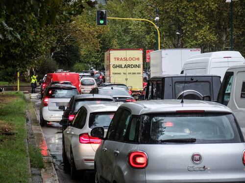Sconti e contributi, gli incentivi per le auto pronti a partire
