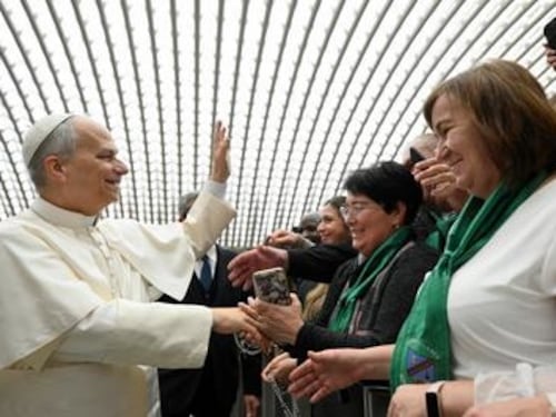 Argentina, Papa Francesco non è mai voluto tornare. E ora Milei invita Leone XIV