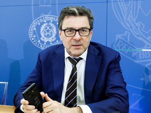 Reddito di cittadinanza, Giorgetti chiude la questione: chi può deve lavorare
