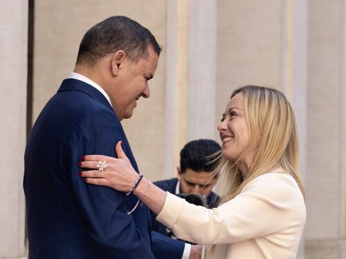 Vertice Italia-Libia: stop all’esodo di migranti e accordi sull’energia