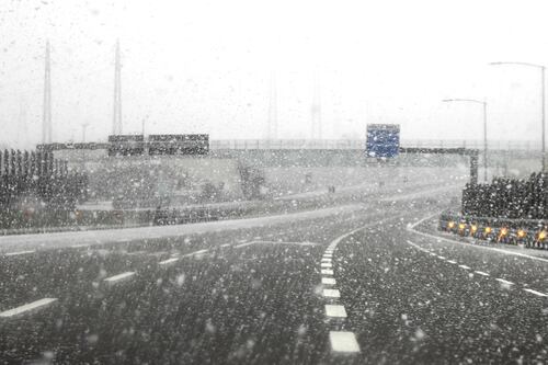 Emergenza Liguria, coperte e cibo agli automobilisti bloccati in autostrada