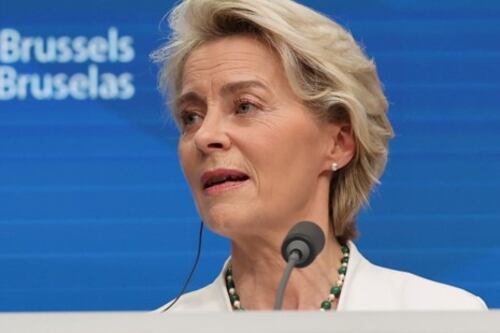 Conferenza migranti, l'annuncio di Von der Leyen: accordo con Tunisia è un modello