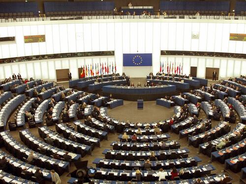 Il Parlamento Ue condanna Orban. Da Strasburgo sì alle sanzioni
