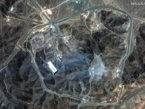 Iran, spiragli per un nuovo accordo con gli Usa sul nucleare: "Erano a un passo da..."