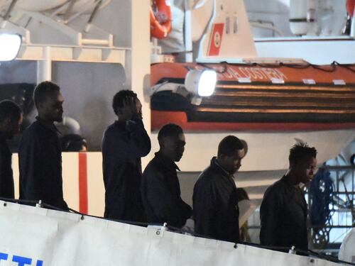 Sbarchi migranti oggi in Italia, salvataggi record della Guardia Costiera