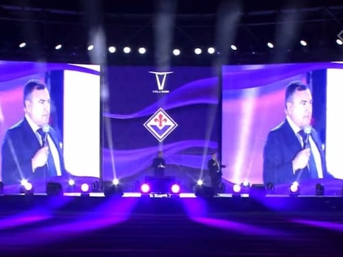 Fiorentina, il sindaco Dario Nardella fischiato dai tifosi della Viola