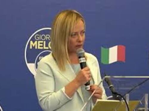 Elezioni 2022, Giorgia Meloni e il comizio notturno: "L'Italia ha scelto noi"