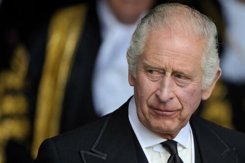 La profezia sul futuro della monarchia inglese: "Re Carlo III avrà un regno breve"