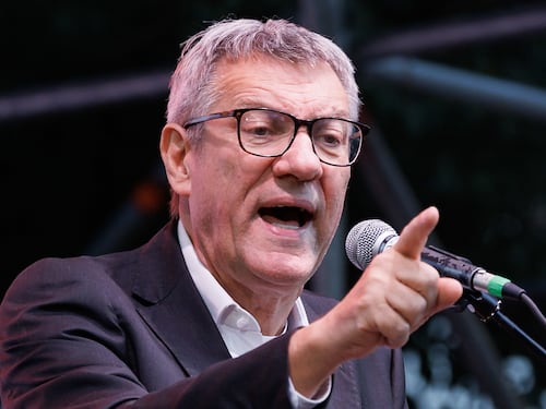 Landini e la vergognosa accusa a Meloni: “È una cortigiana”. Schlein resta in silenzio
