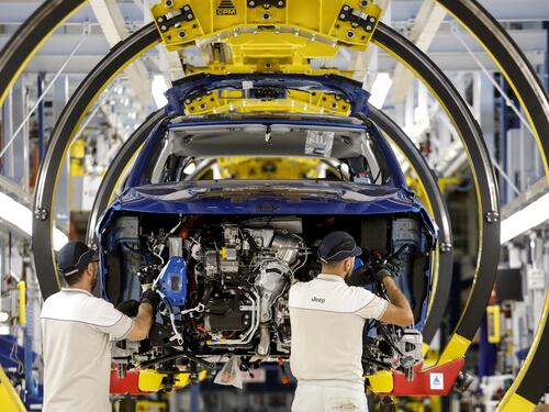 Caro energia e inflazione, nel 2023 Italia a crescita zero