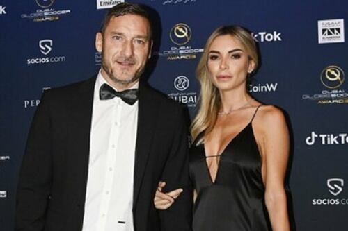 Fabrizio Corona senza scrupoli su Francesco Totti: "Ecco con quante donne ha tradito Ilary"