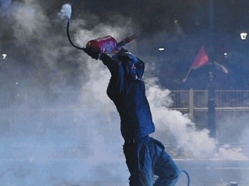 No Kings, la minaccia degli anarchici: "Invaderemo Roma". Timore infiltrazioni